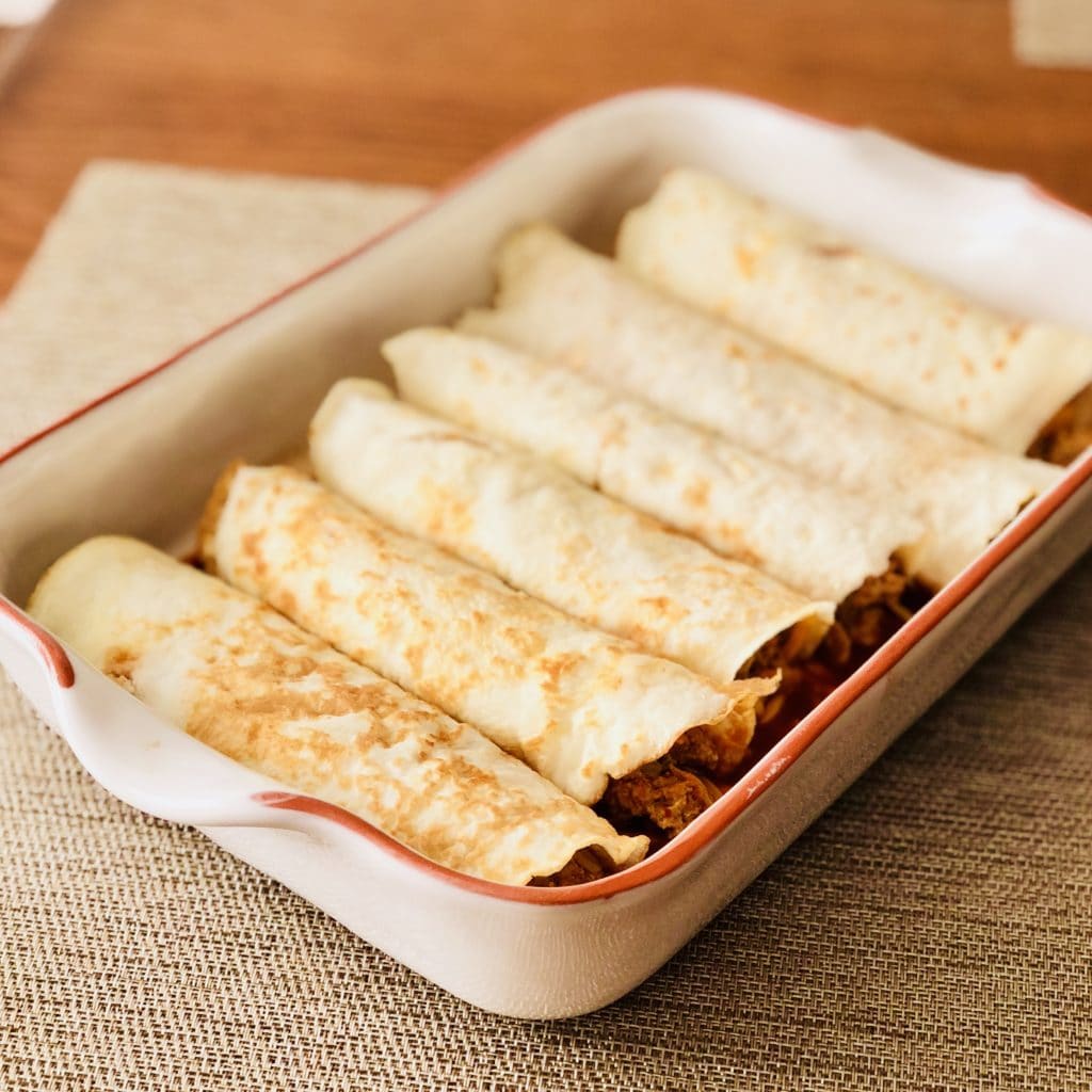 Rolled low carb tortillas